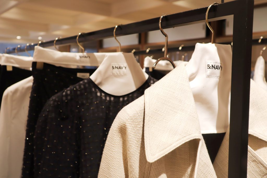 【オリジナルハンガーカバー製作】Maison IENA（自由が丘店） 様のご紹介