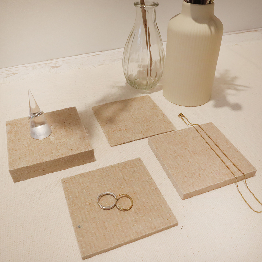 【衣料アップサイクルアイテム】　ライザー