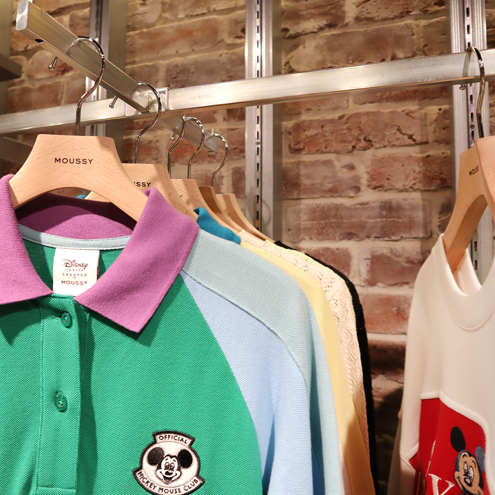 【オリジナルハンガー・サイン製作】 「The SHEL’TTER TOKYO内B1フロア MOUSSY FLAGSHIP SHOP」様のご紹介