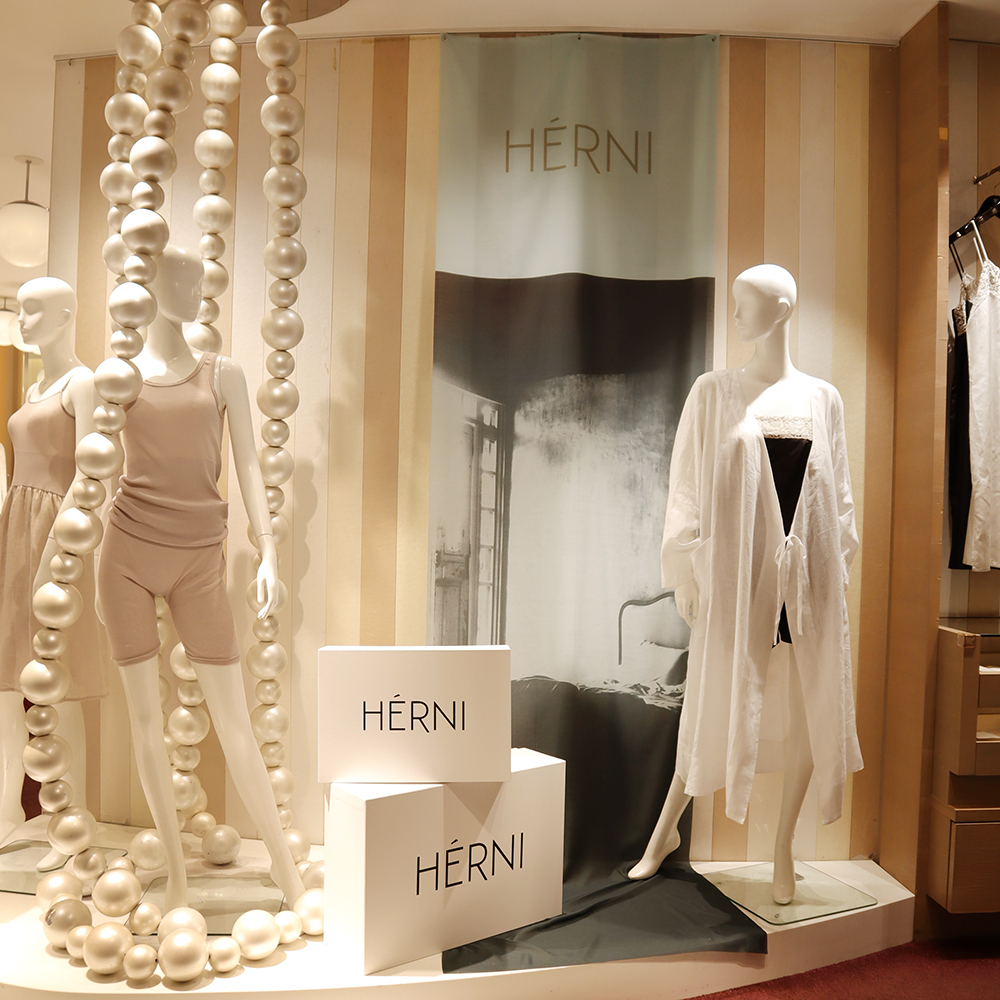 【オリジナル⽊製・スチールハンガー製作】 HÉRNI（エルニ）様のご紹介