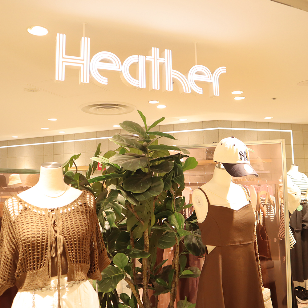【オリジナル木製ハンガー・アクリルハンガー製作】Heather （ヘザー）様のご紹介