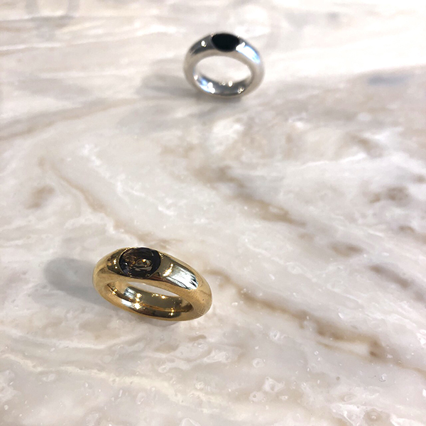 【オリジナルディスプレイ什器製作】FLAPPERS様のご紹介