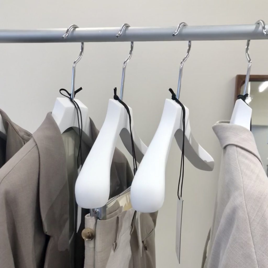 【オリジナルハンガー製作】YOKE(ヨーク） showroom様のご紹介