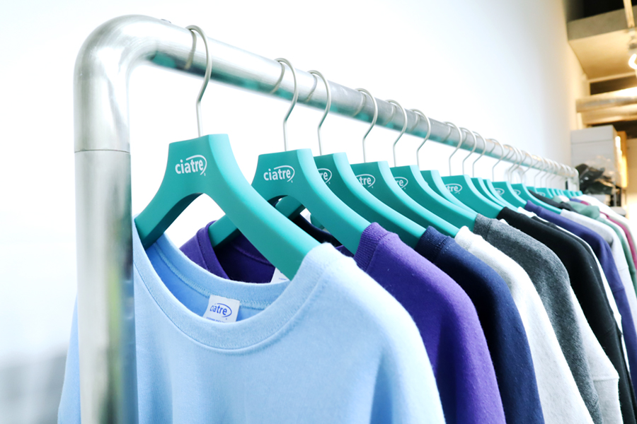 【オリジナルハンガー製作】ciatreTOKYO（シアタートウキョウ）様のご紹介